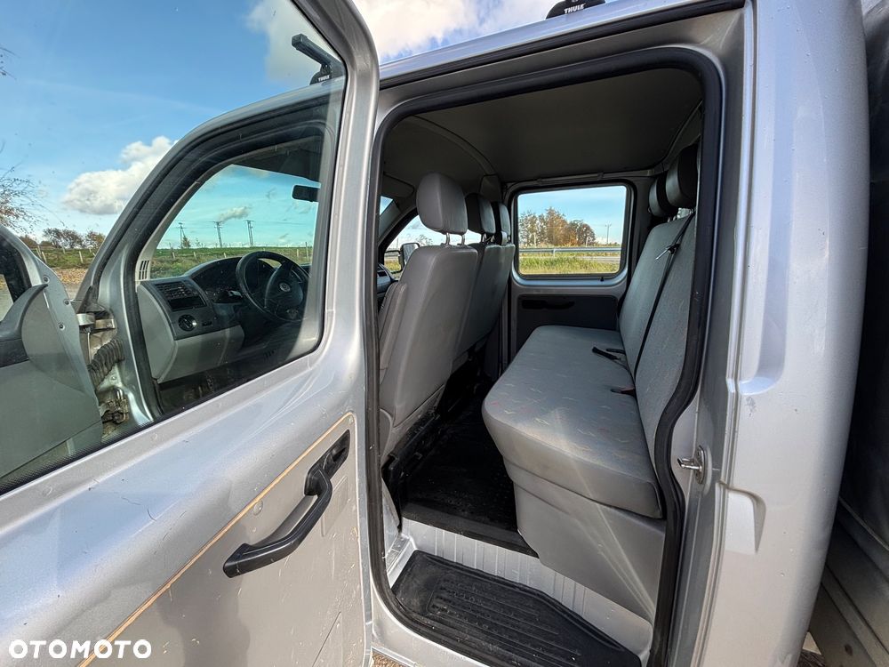 Volkswagen Transporter - 11