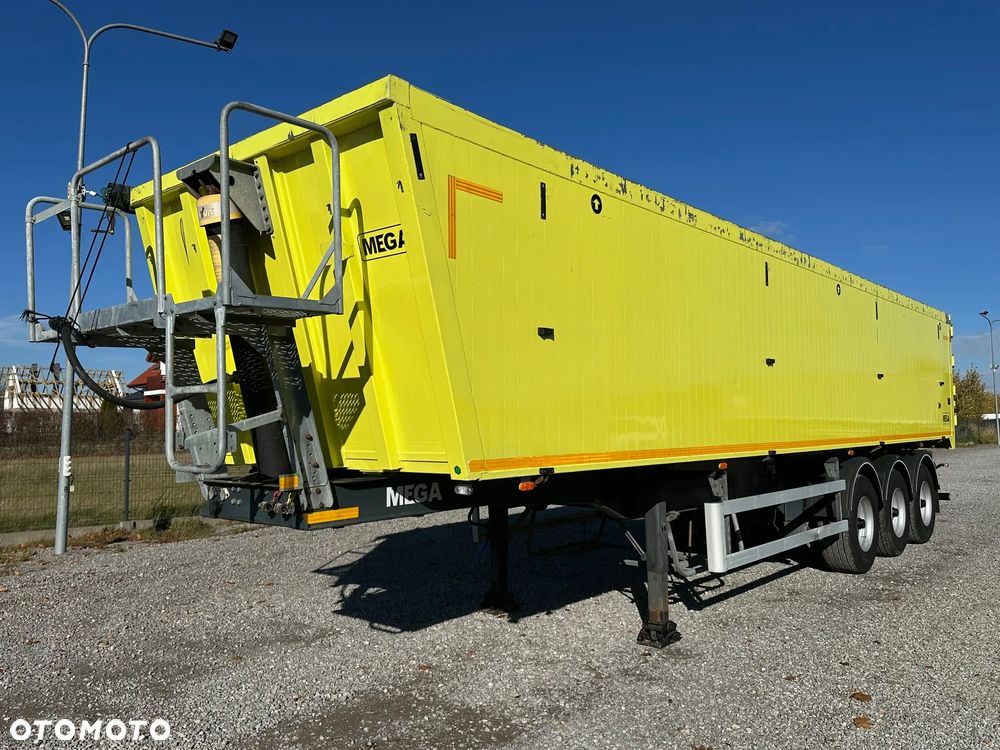 Mega / BENALU / NACZEPA / WYWROTKA / 45M3 / 2018 / KLAPO- DRZWI /OŚ PODNOSZONA