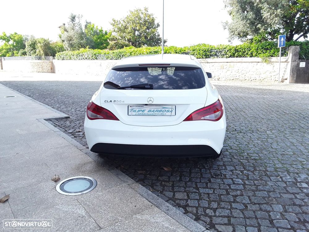 Mercedes-Benz CLA 200 d 7G-DCT UrbanStyle Edition - 6