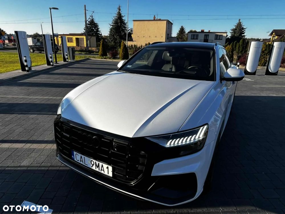 Audi Q8 SUV TFSI quattro 250 kW tiptronic S line business - 11
