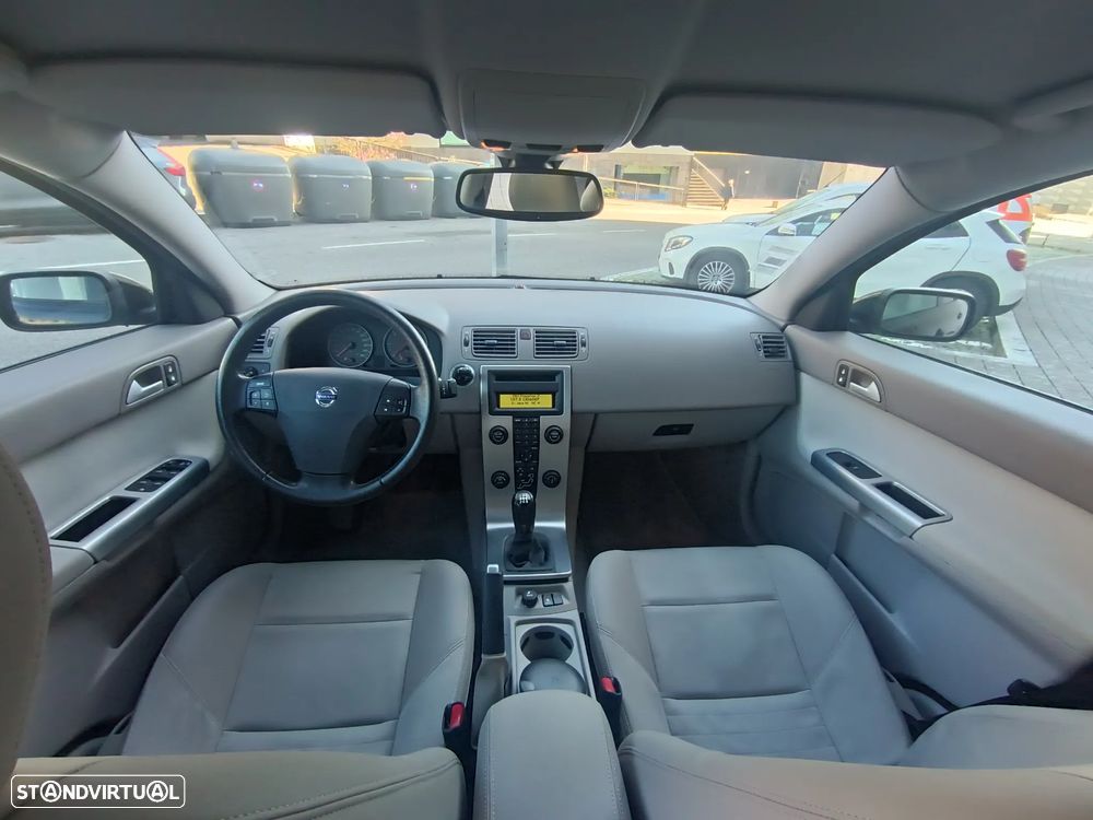 Volvo S40 1.6 D Nível 2 - 11