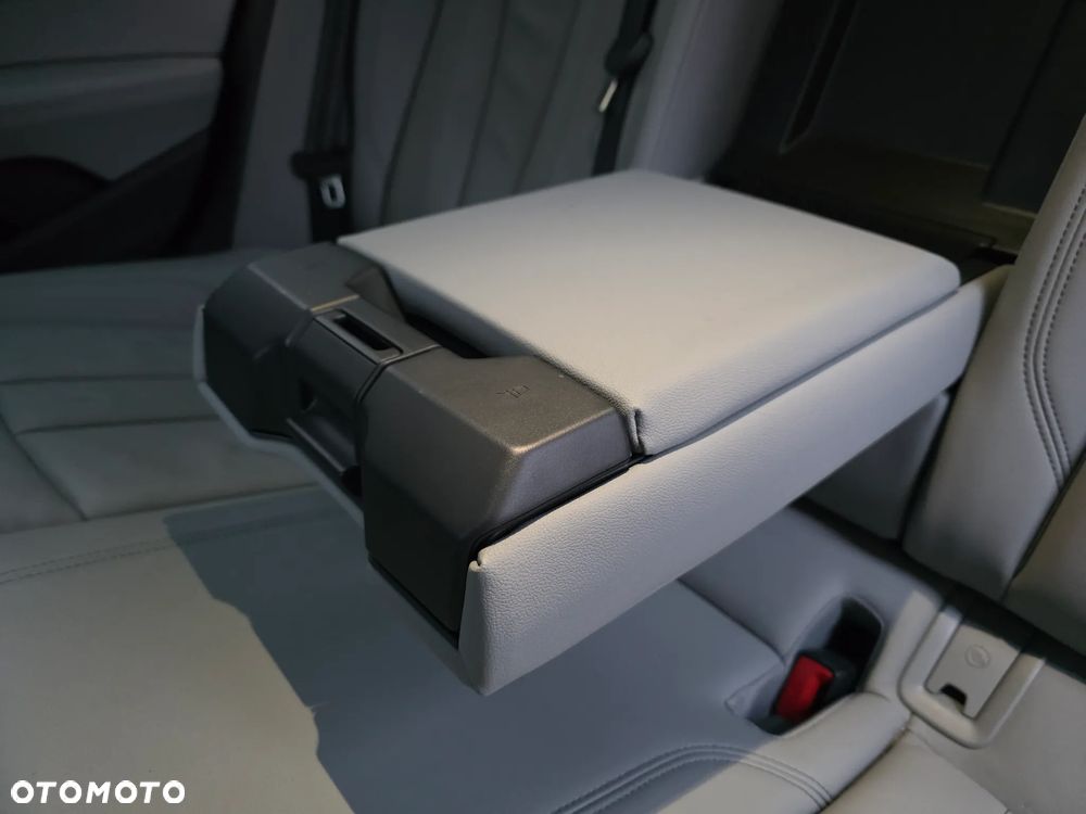 Audi A4 Limousine 45 TFSI quattro S tronic sport - 26