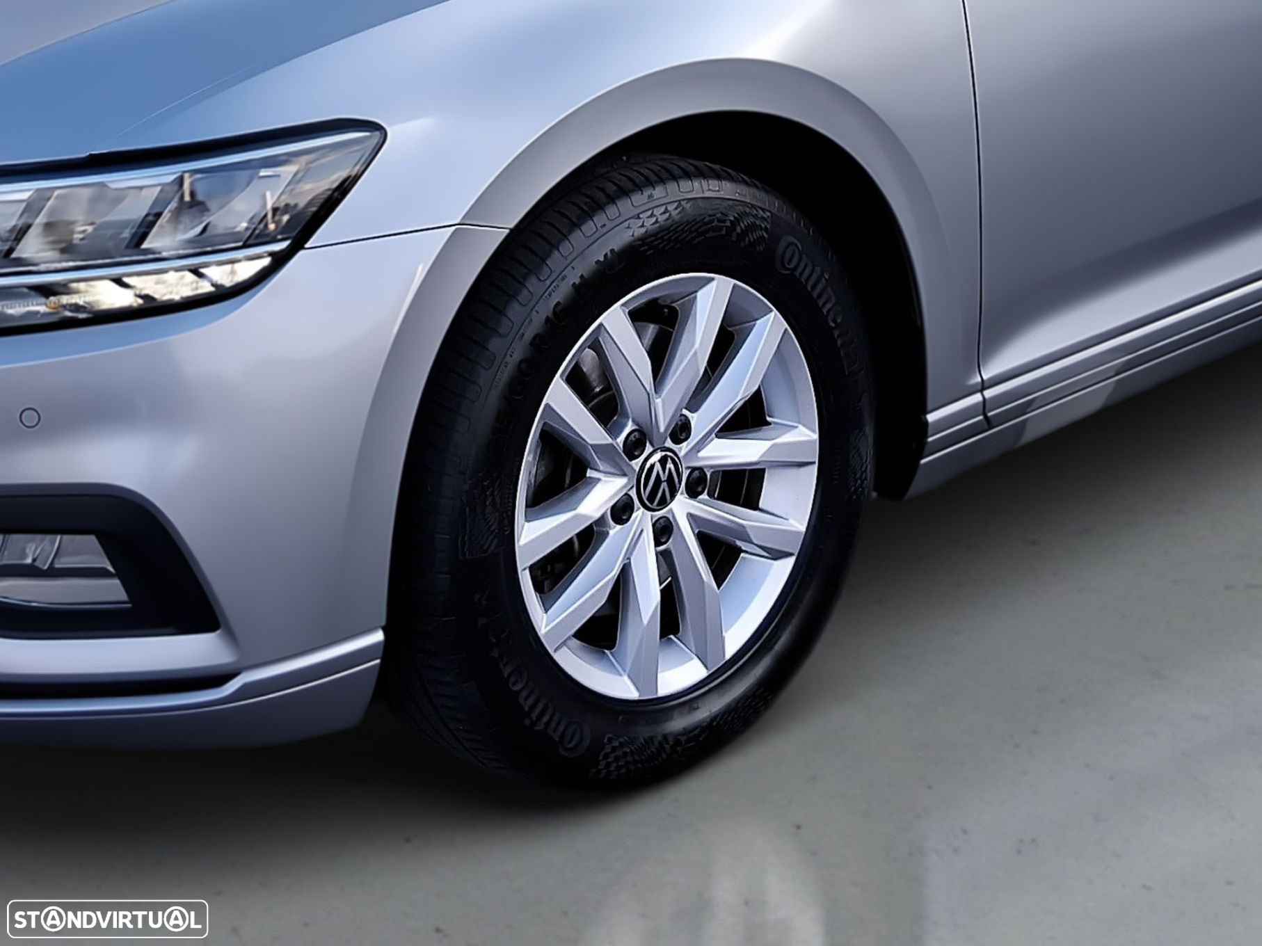 VW Passat Variant 2.0 TDi Business DSG - 13