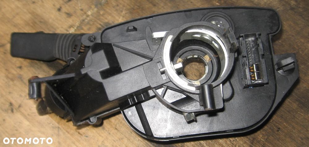 13132473 GK VECTRA C SIGNUM CIM przełącznik pod kierownicę moduł OPEL - 5