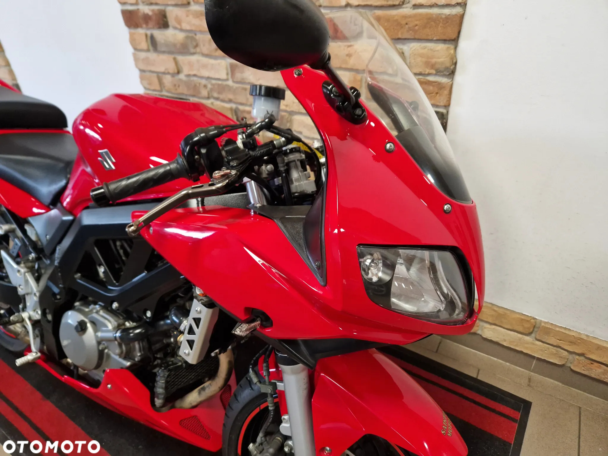 Suzuki SV - 22