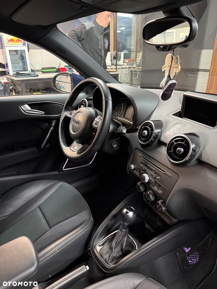 Audi A1 Sportback 1.4 TFSI S tronic S line edition m S line Sportpaket - 15