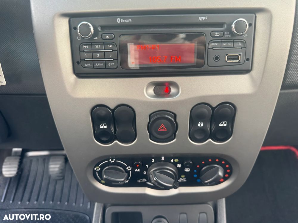 Dacia Duster 1.6 4x2 Prestige - 36