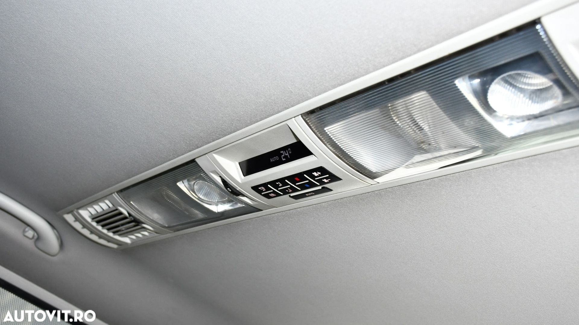 Volkswagen Caravelle T6 2.0 TDI LR Highline - 14