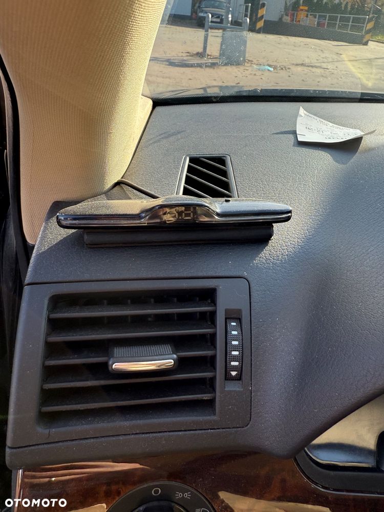 Audi A4 Avant 2.0T FSI - 14