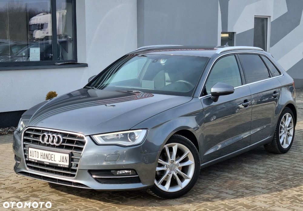 Audi A3 Sportback - 1