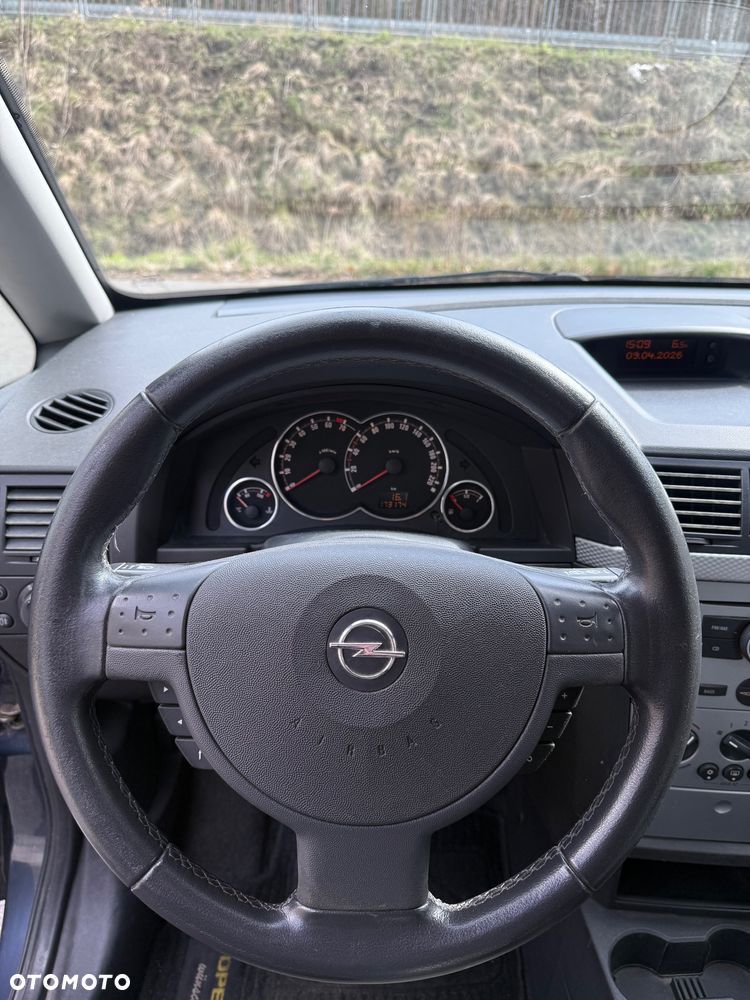 Opel Meriva 1.6 16V - 8