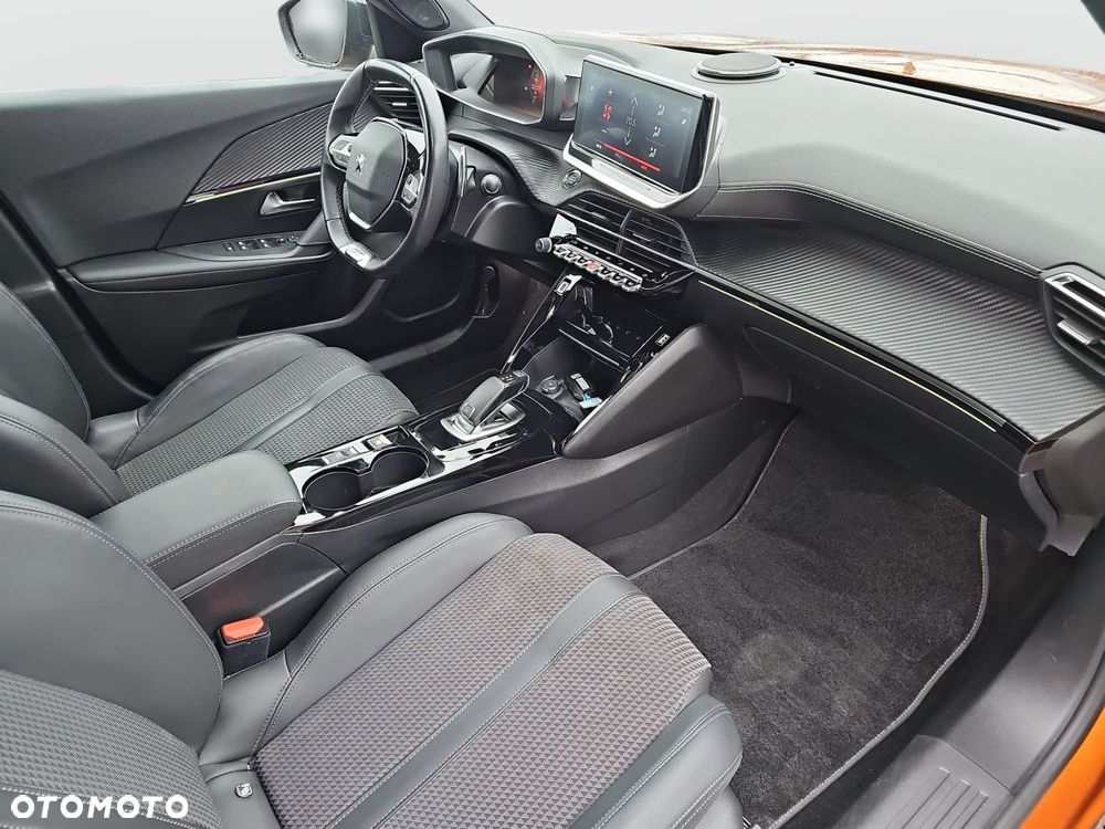 Peugeot 2008 1.2 PureTech GT Line S&S EAT8 - 20