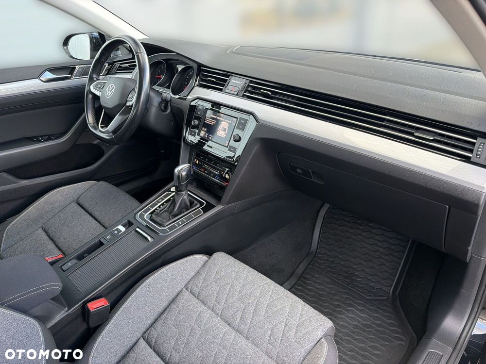 Volkswagen Passat Variant - 18