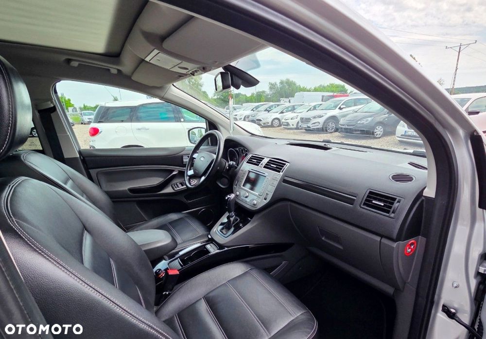 Ford Kuga - 8