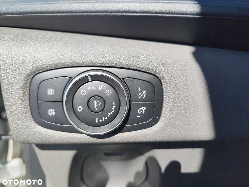 Ford transit-custom - 37