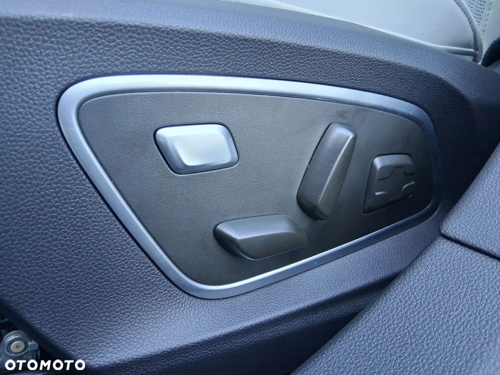 Renault Scenic EV87 Iconic - 15