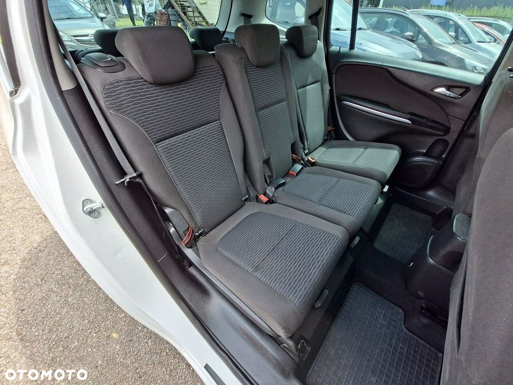 Opel Zafira 1.4 Turbo Innovation - 24