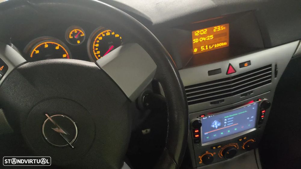 Opel Astra GTC 1.3 CDTI - 8