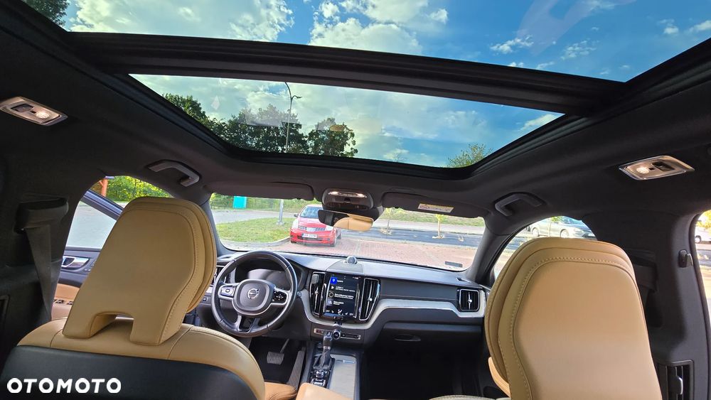 Volvo XC 60 D5 AWD Inscription - 6