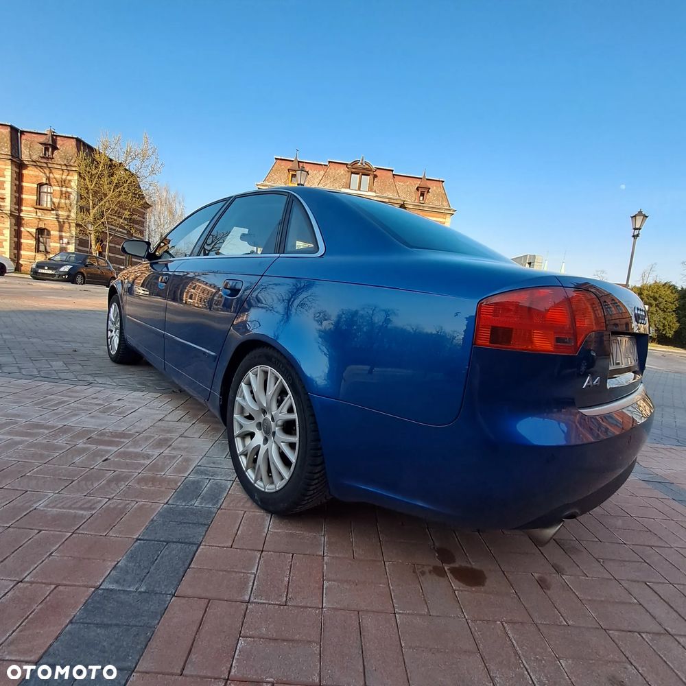 Audi A4 Avant 1.6 - 9