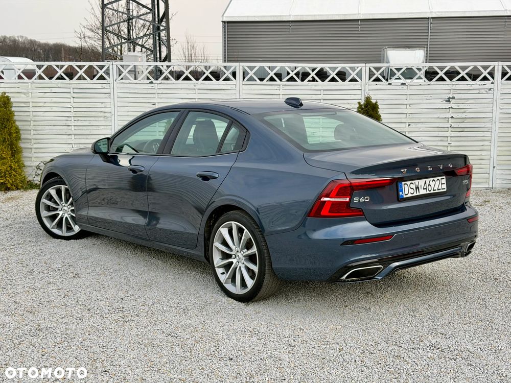 Volvo S60 B5 B AWD Ultimate Dark - 2