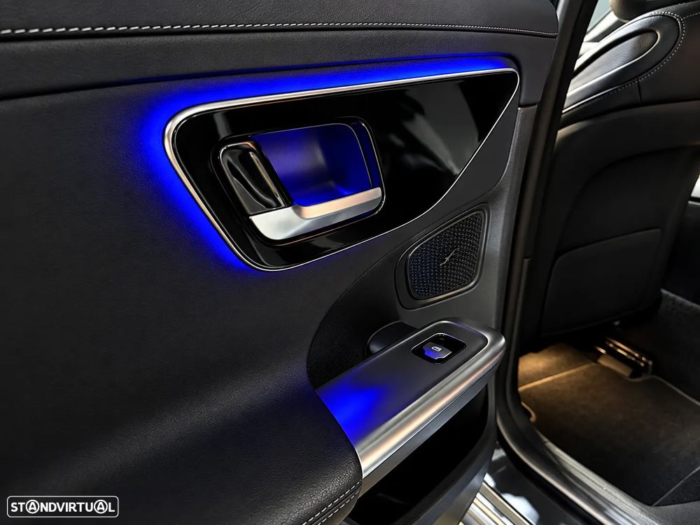 Mercedes-Benz C 300 e AMG Line - 49