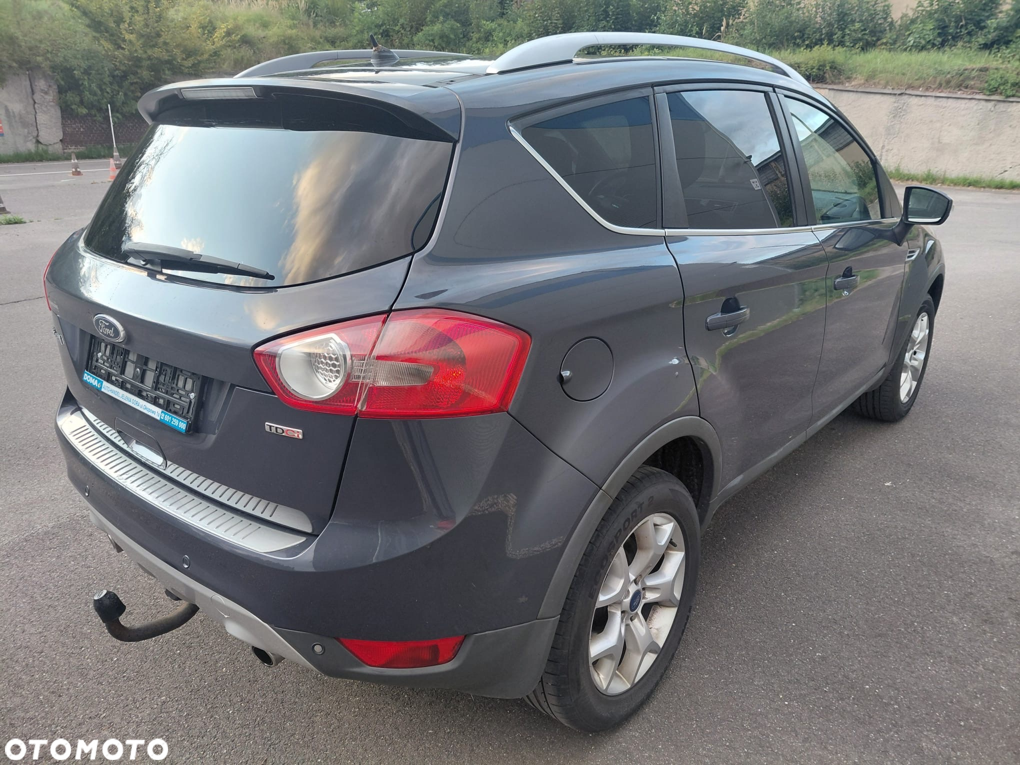 Ford Kuga 2.0 TDCi 4x4 Trend - 4