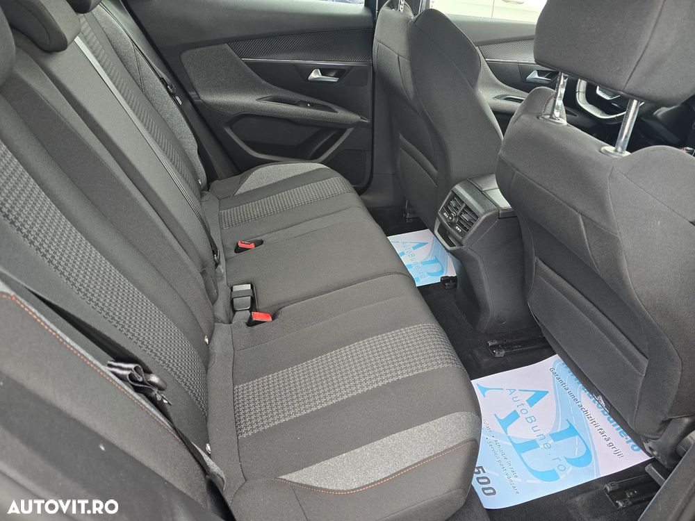 Peugeot 3008 BlueHDi 130 Stop & Start EAT8 Active Pack - 12