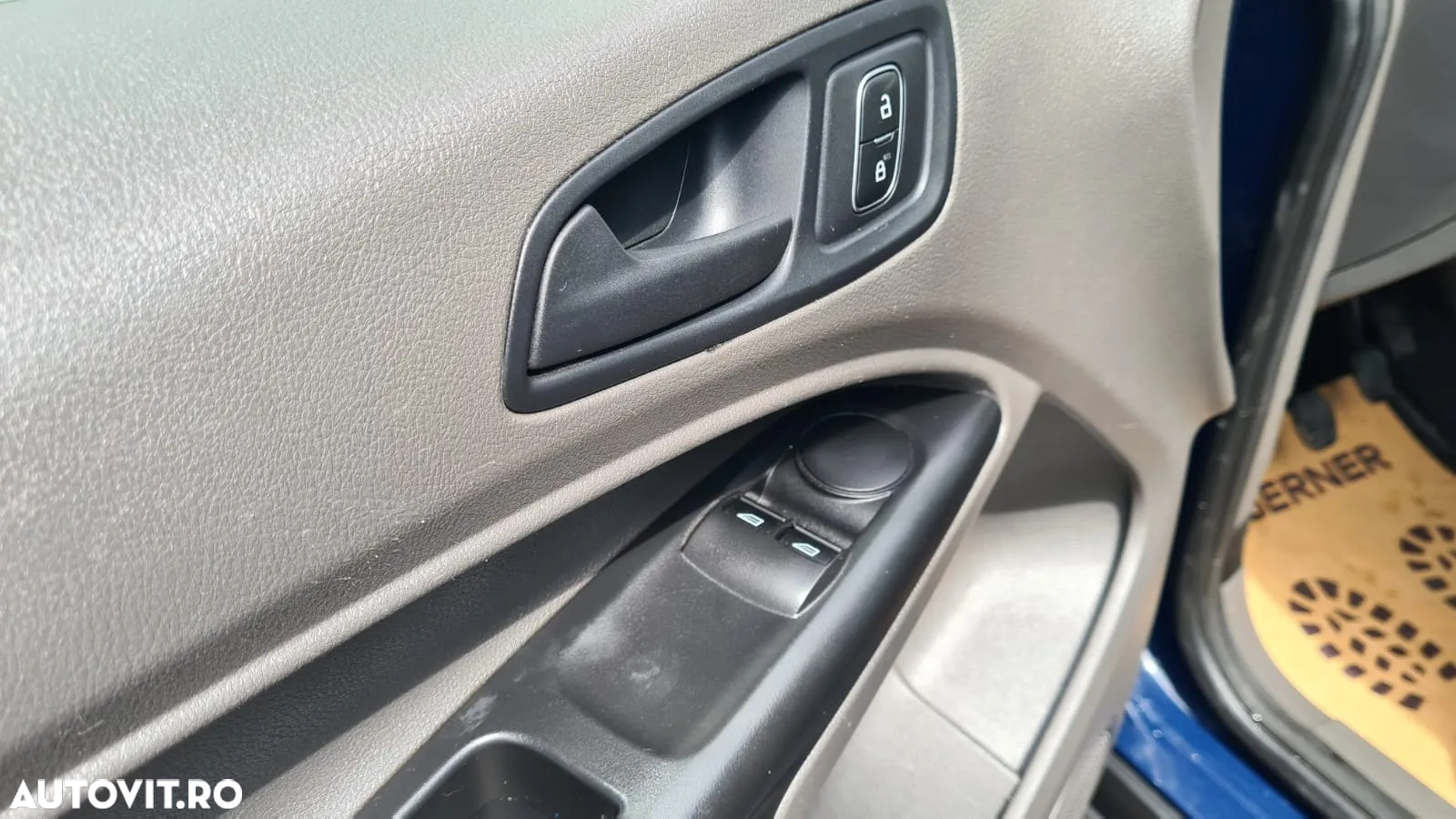 Ford Transit Connect 1.5 EcoBlue 100CP 6MT DCIV SWB(L1) Trend - 10