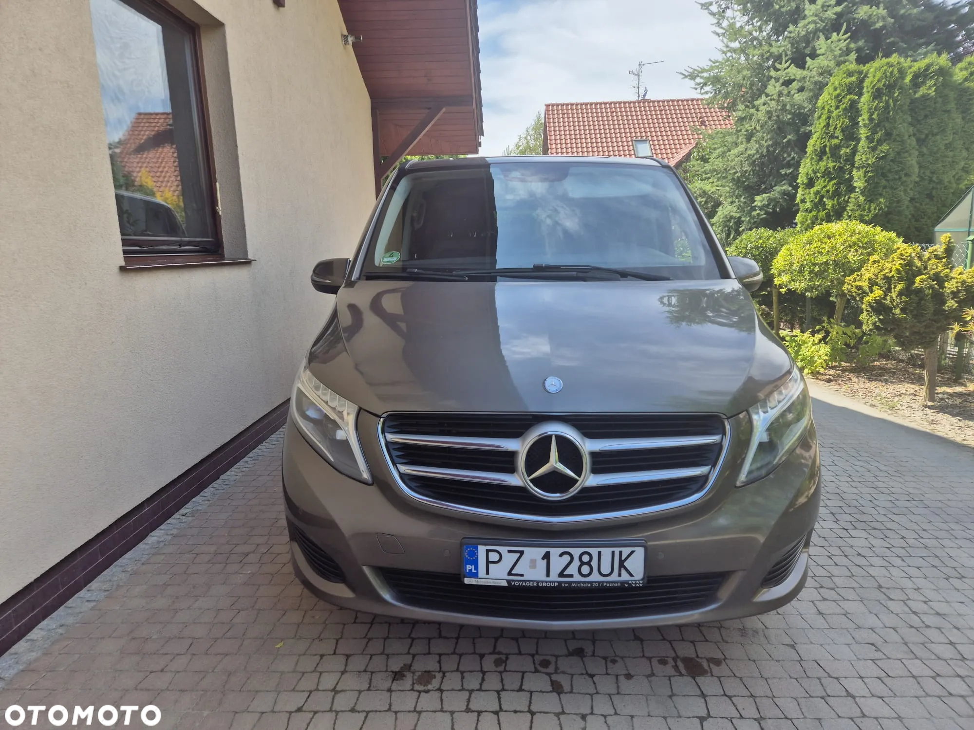 Mercedes-Benz Klasa V 220 CDI Avantgarde 7G-Tronic (d³ugi) - 2