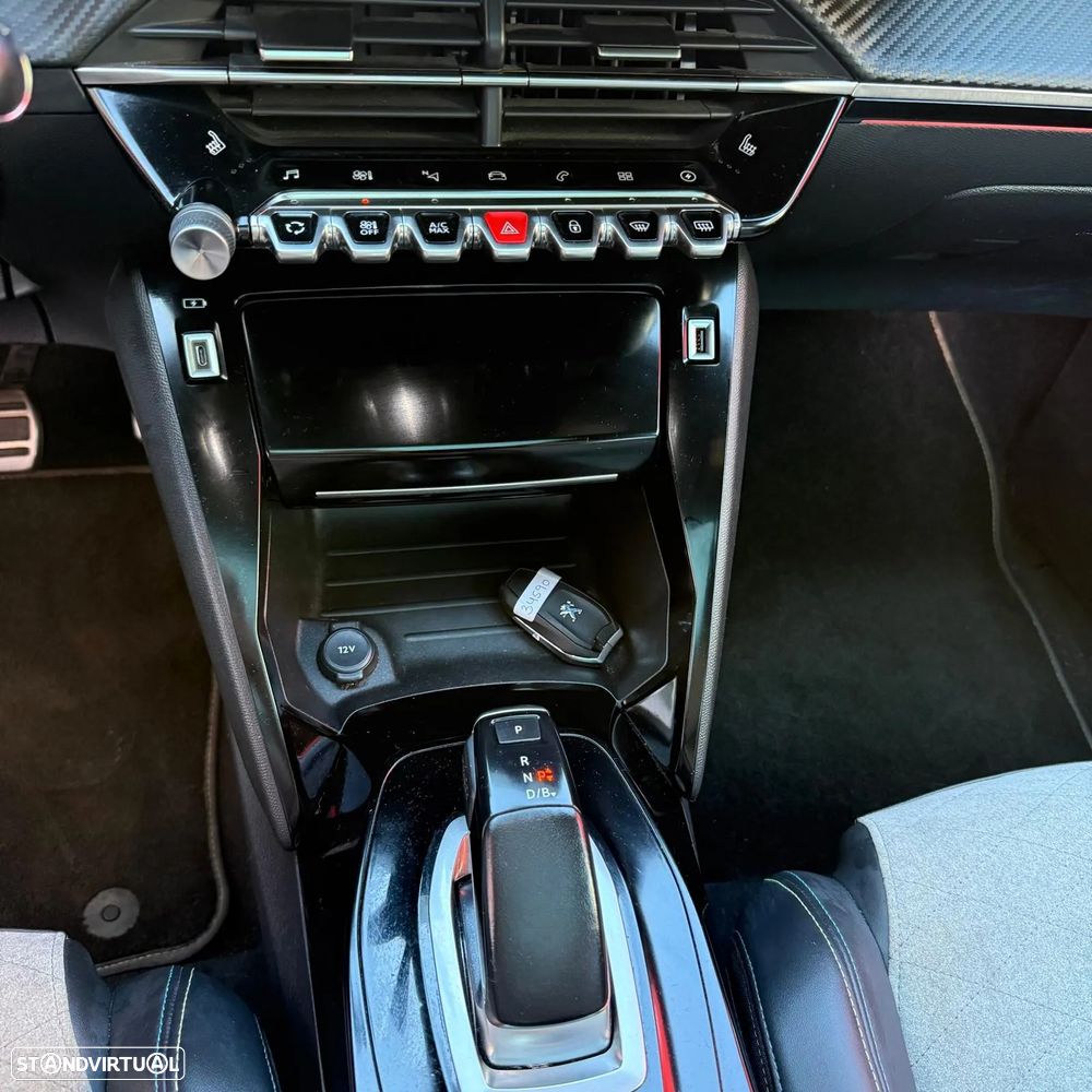 Peugeot e-2008 50 kWh GT Line - 23