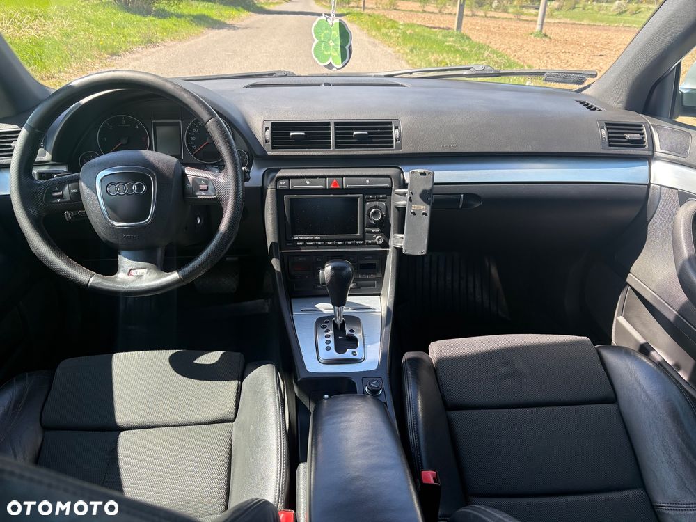 Audi A4 Avant 2.0 TDI Multitronic - 22