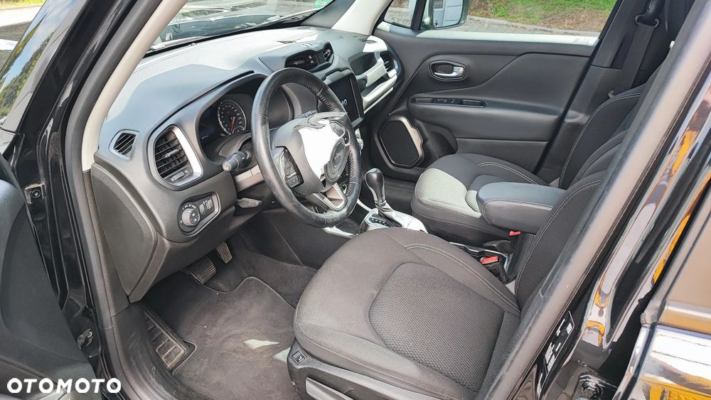 Jeep Renegade - 8