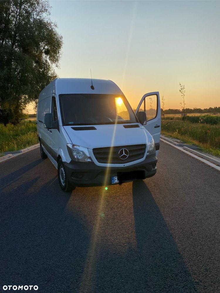 Mercedes-Benz Sprinter - 8