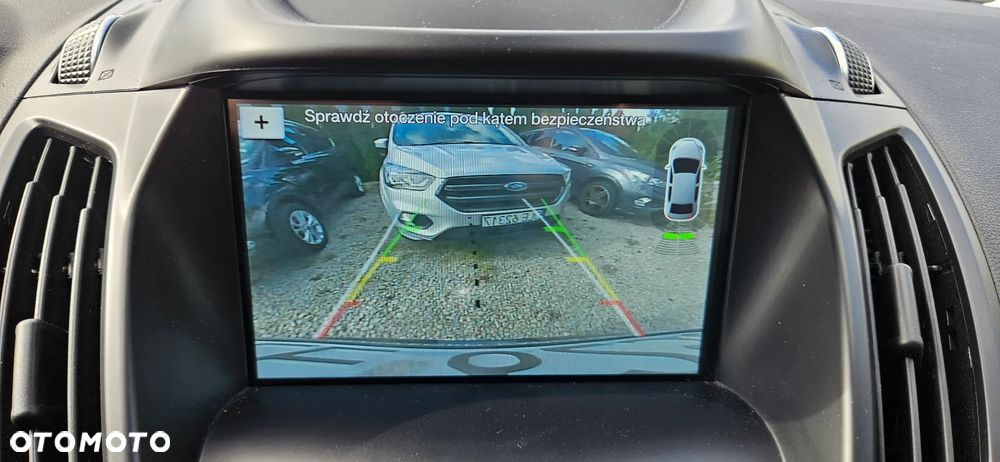 Ford Kuga 2.0 TDCi 4x4 Titanium - 26