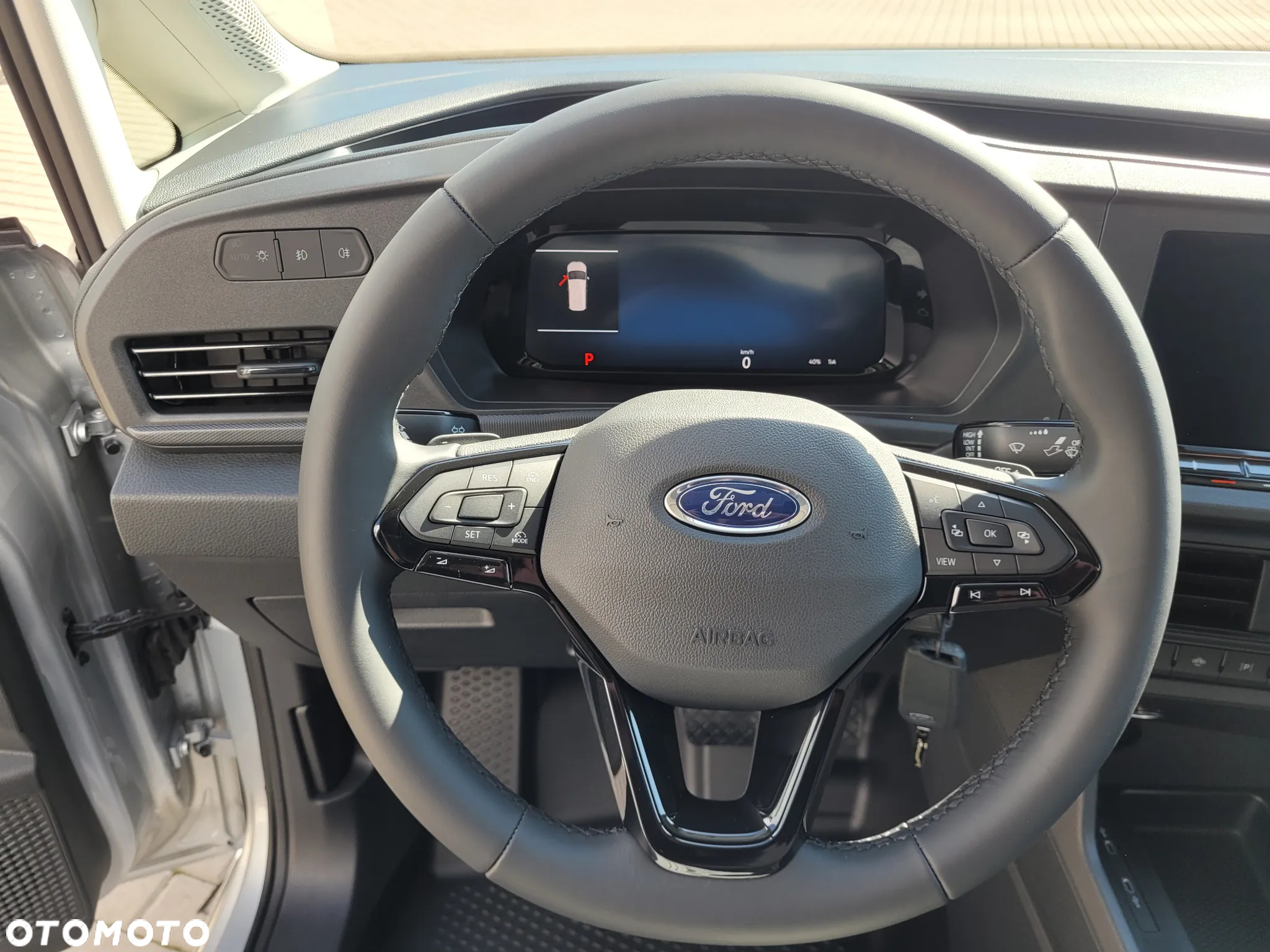 Ford Transit Connect - 15