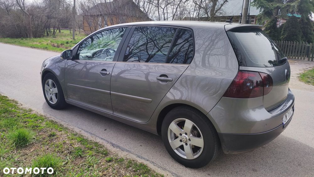 Volkswagen Golf 1.6 Trendline - 2