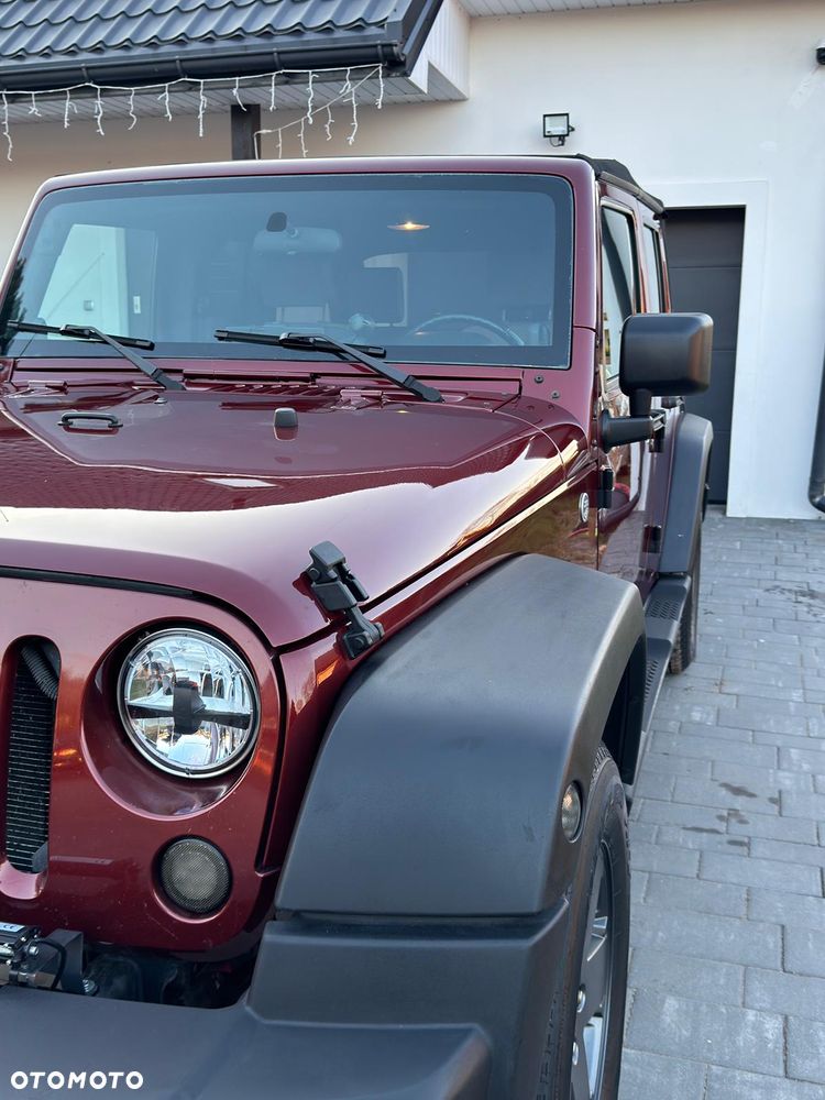 Jeep Wrangler Unlimited 3.8 Sport - 10