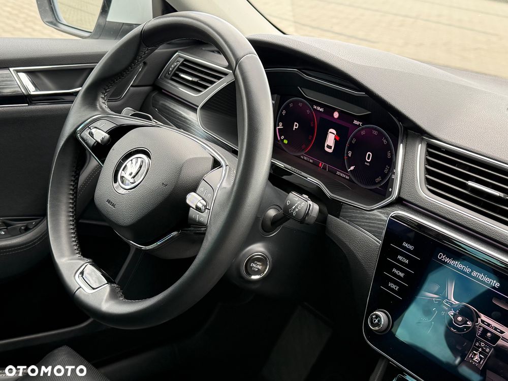 Skoda Superb 2.0 TDI Style DSG - 13