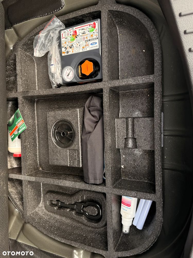 Ford C-MAX - 25