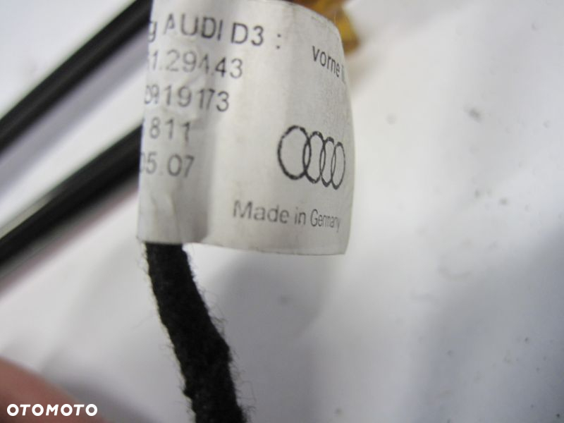 AUDI A8 D3 PODŚWIETLENIE BOCZKÓW DRZWI LED AMBIENTE - 2