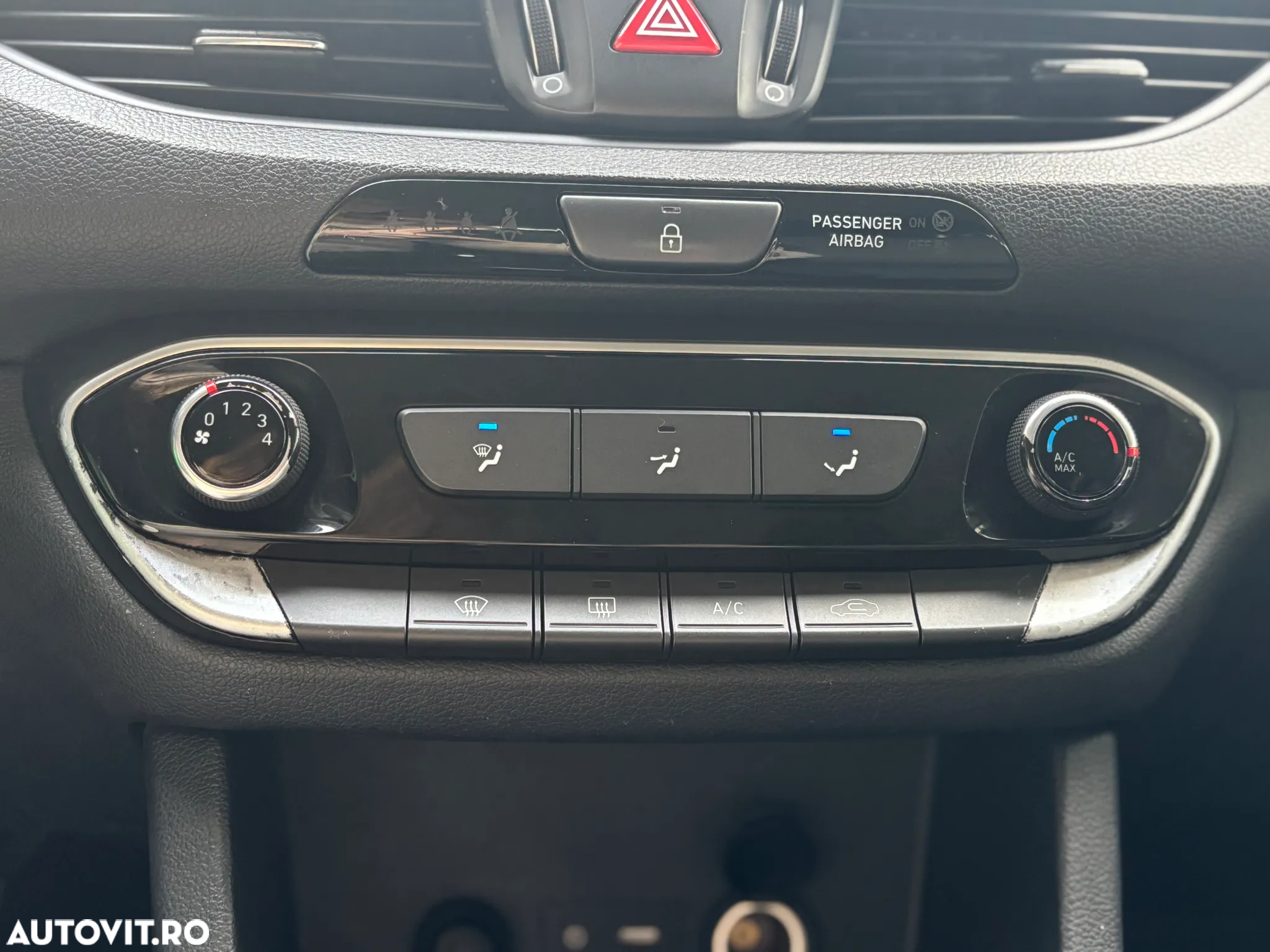 Hyundai i30 - 23