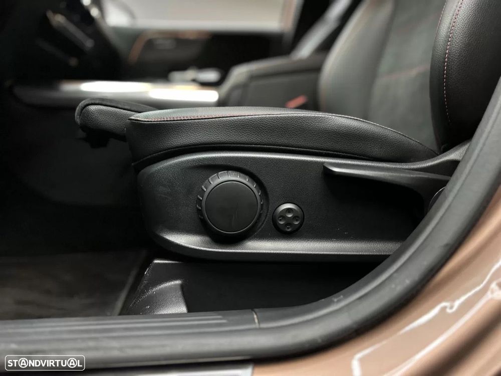 Mercedes-Benz GLA 250 e AMG Line - 11