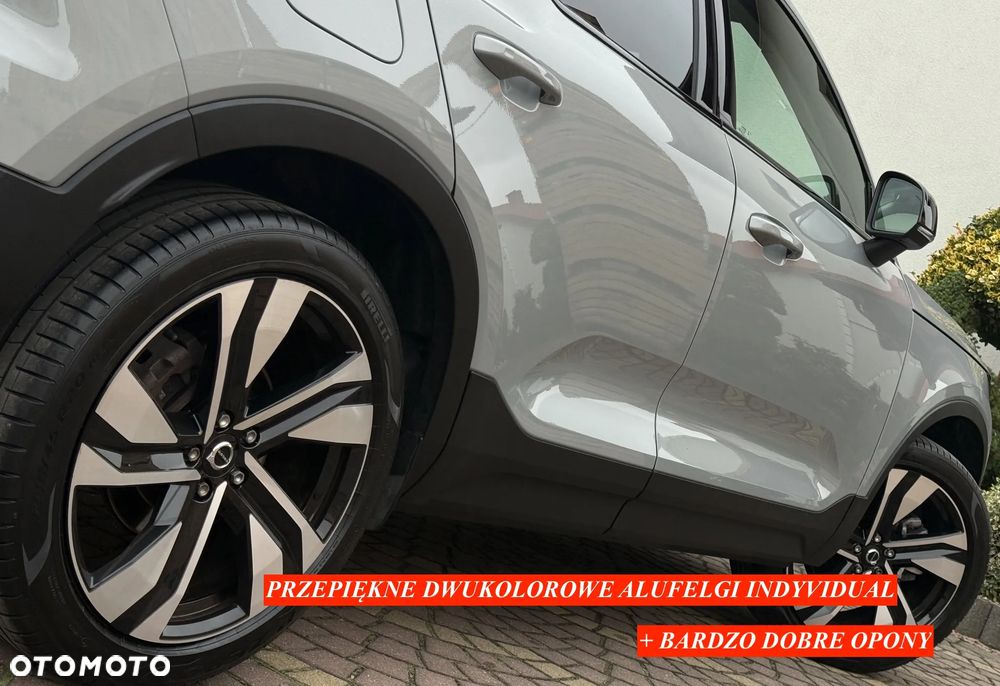 Volvo XC 40 B3 B DKG Plus Dark - 35