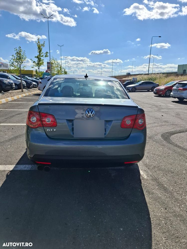 Volkswagen Jetta 2.0 Turbo FSI Sportline - 14