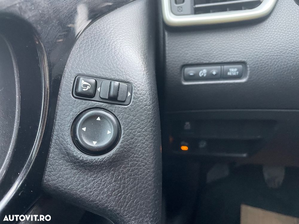 Nissan Qashqai - 26