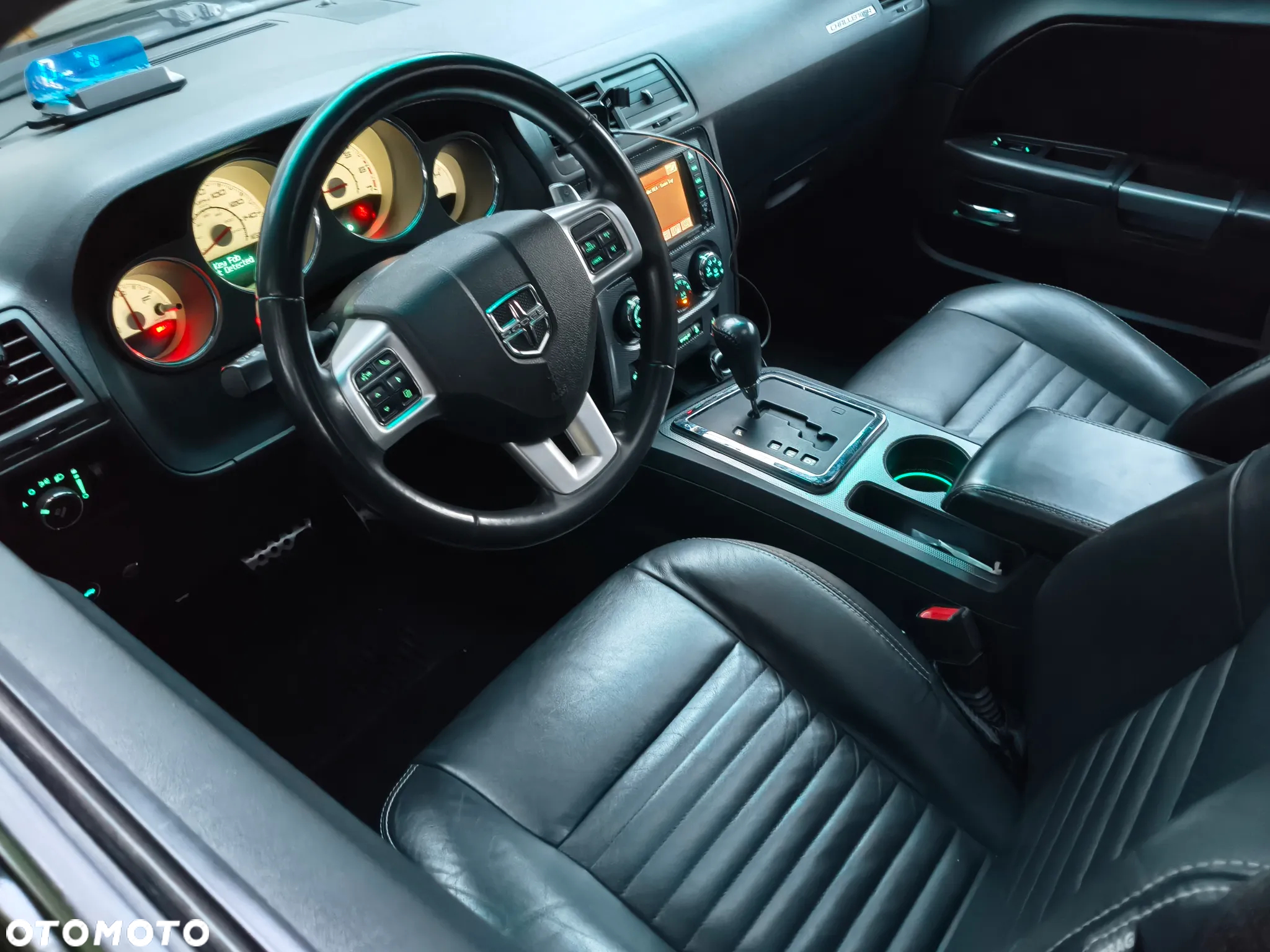 Dodge Challenger 5.7 R/T - 13