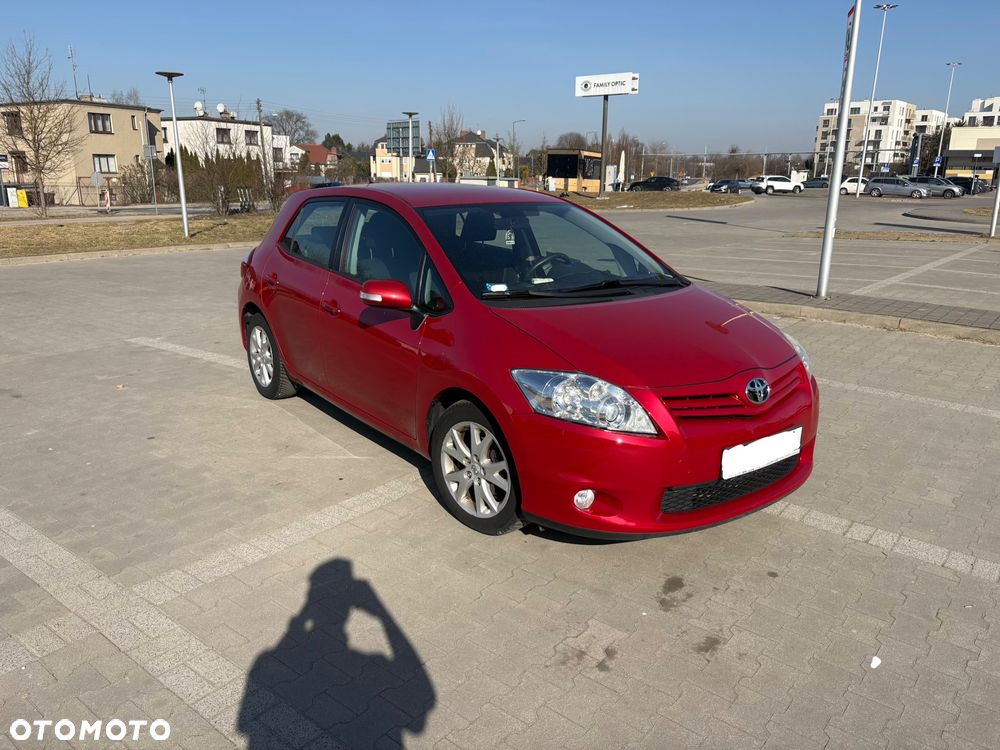 Toyota Auris 1.6 Dynamic - 2