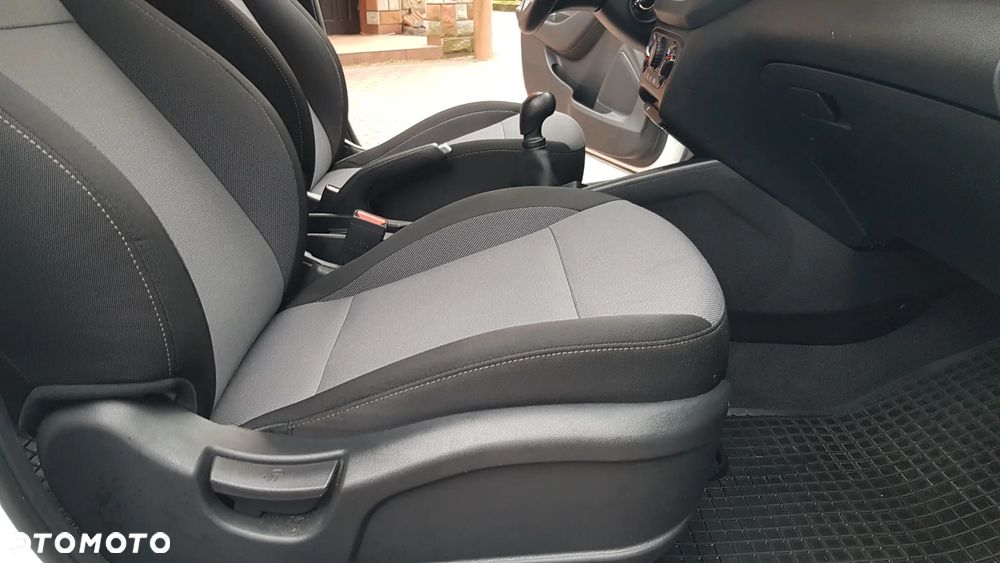 Hyundai i20 1.2 Comfort - 22