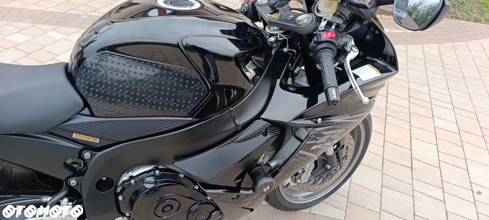 Suzuki GSX - 20